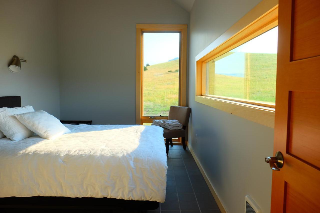 Erik's Ranch Villa Hoffman Exteriör bild